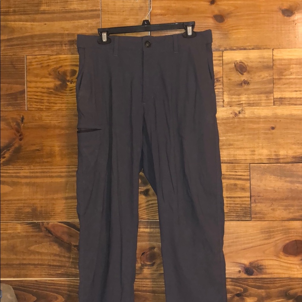 Men’s UB TECH classic fit pants